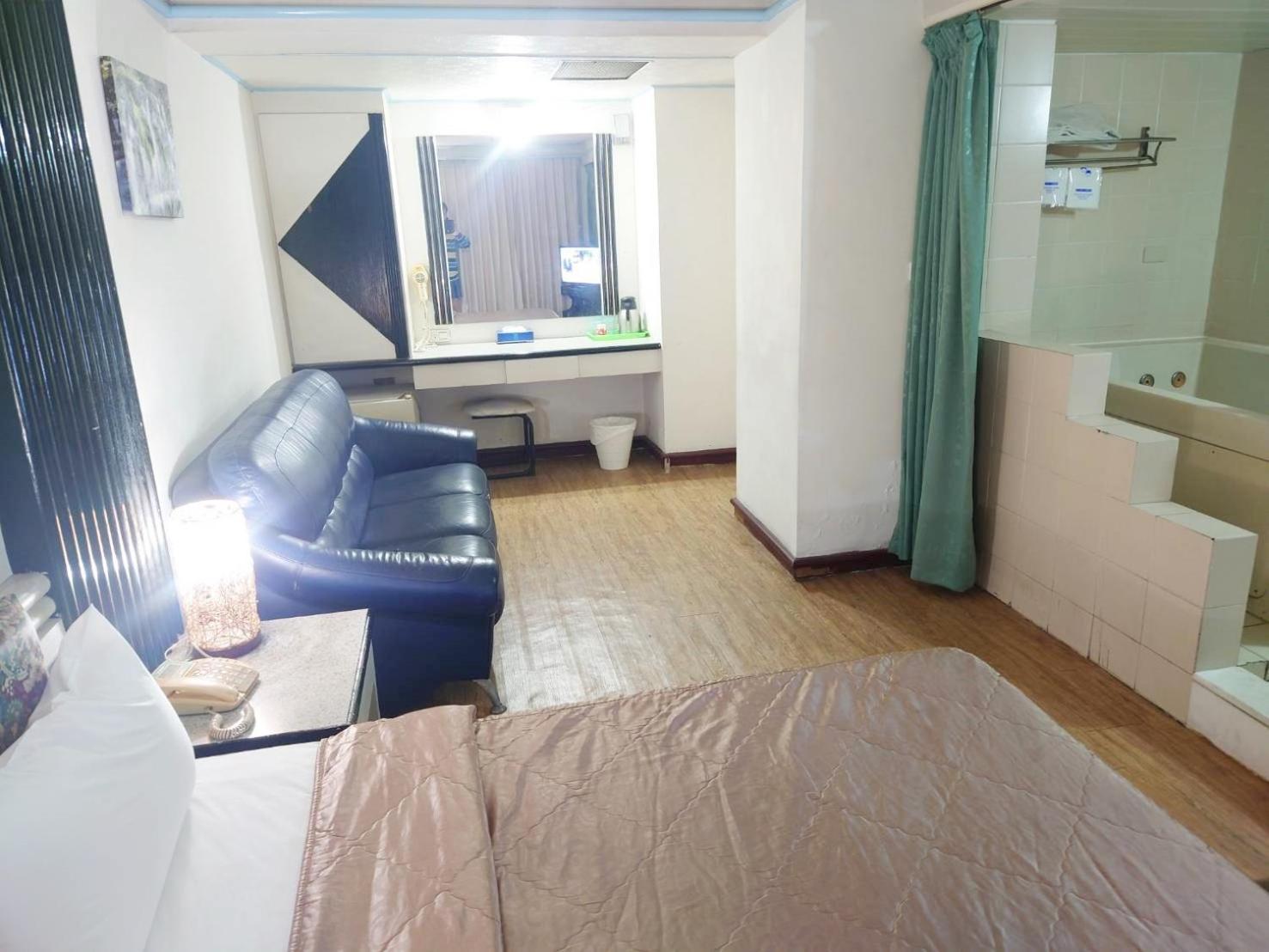 Modern Plaza Hotel Kaohsiung Habitación foto