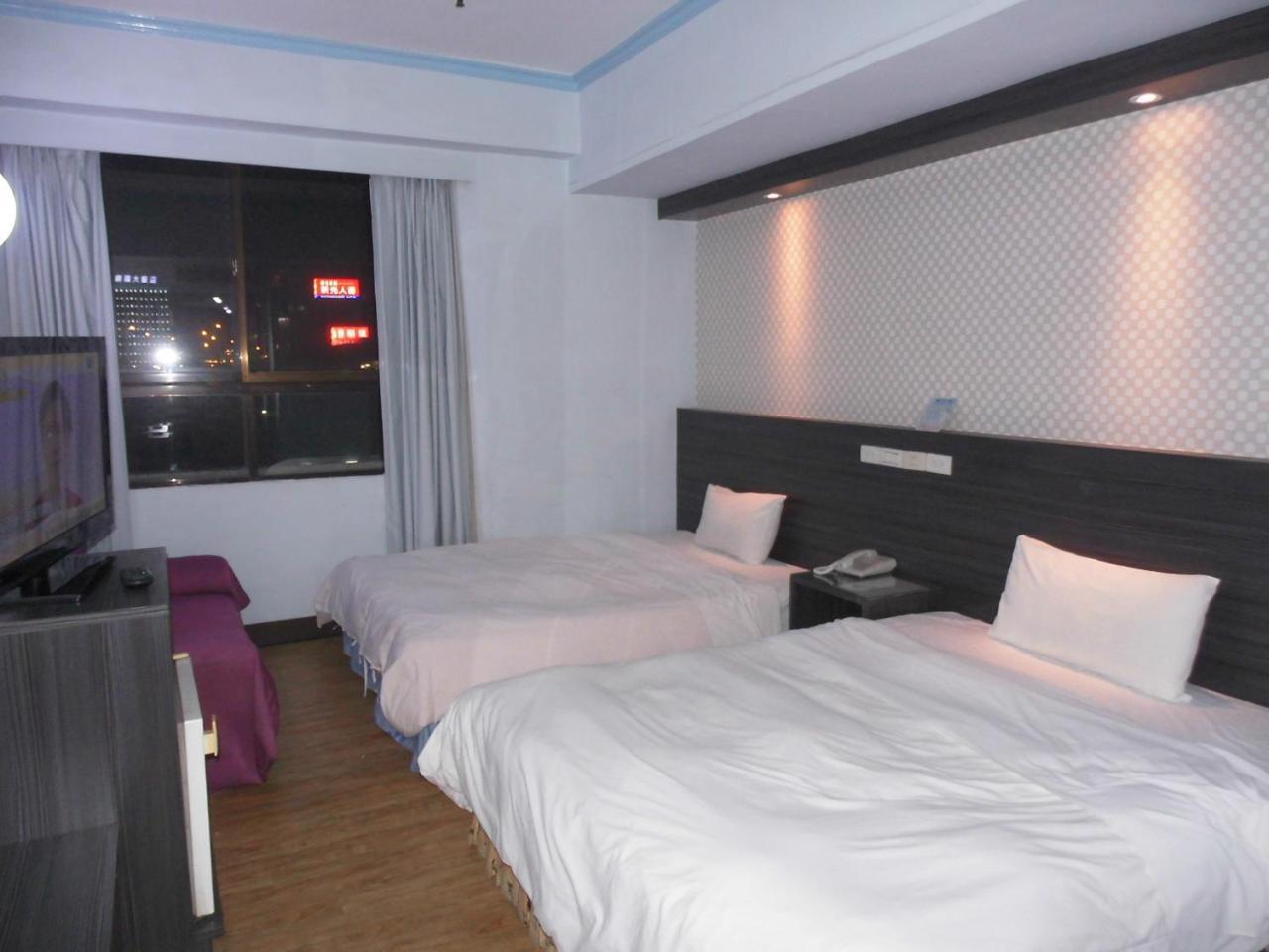 Modern Plaza Hotel Kaohsiung Habitación foto